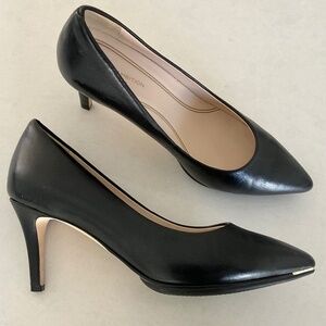 COLE HAAN Grand Ambition Black Pump Size 7.5 Like New